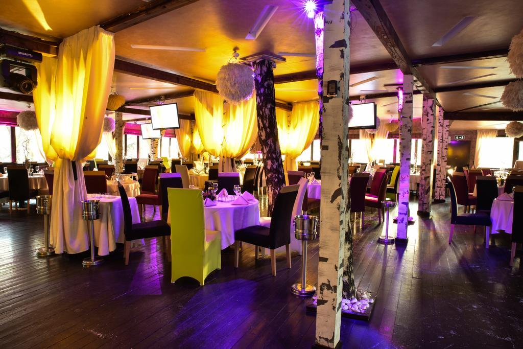 Apartament Executive Vedere Munte Alpin Resort Poiana Brasov Buitenkant foto