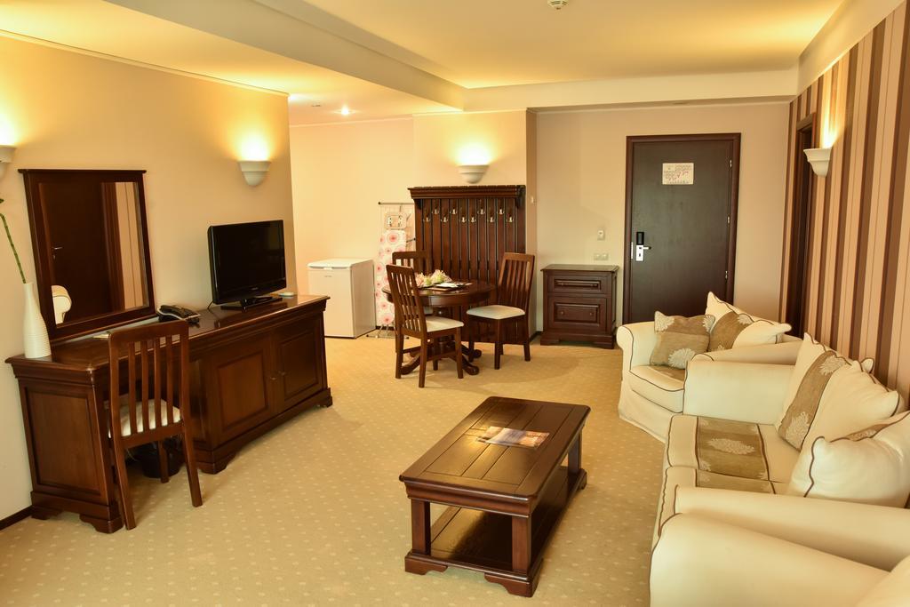 Apartament Executive Vedere Munte Alpin Resort Poiana Brasov Buitenkant foto