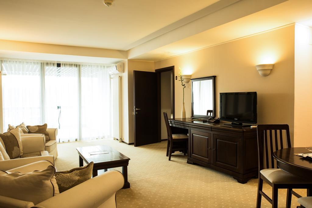 Apartament Executive Vedere Munte Alpin Resort Poiana Brasov Buitenkant foto