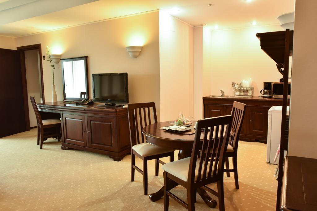 Apartament Executive Vedere Munte Alpin Resort Poiana Brasov Buitenkant foto