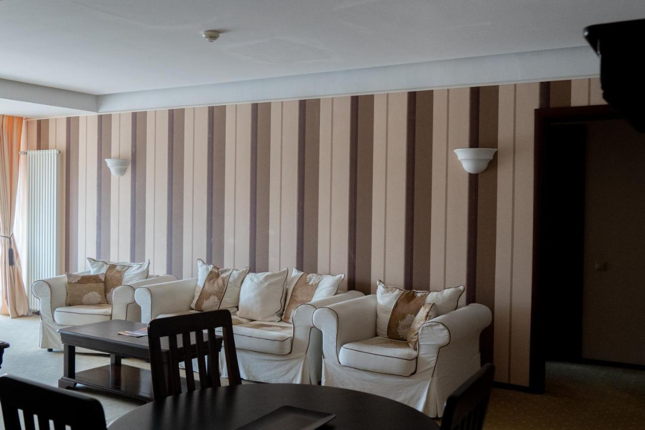 Apartament Executive Vedere Munte Alpin Resort Poiana Brasov Buitenkant foto