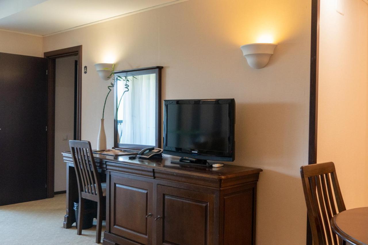 Apartament Executive Vedere Munte Alpin Resort Poiana Brasov Buitenkant foto