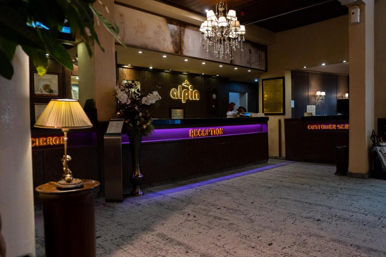 Apartament Executive Vedere Munte Alpin Resort Poiana Brasov Buitenkant foto